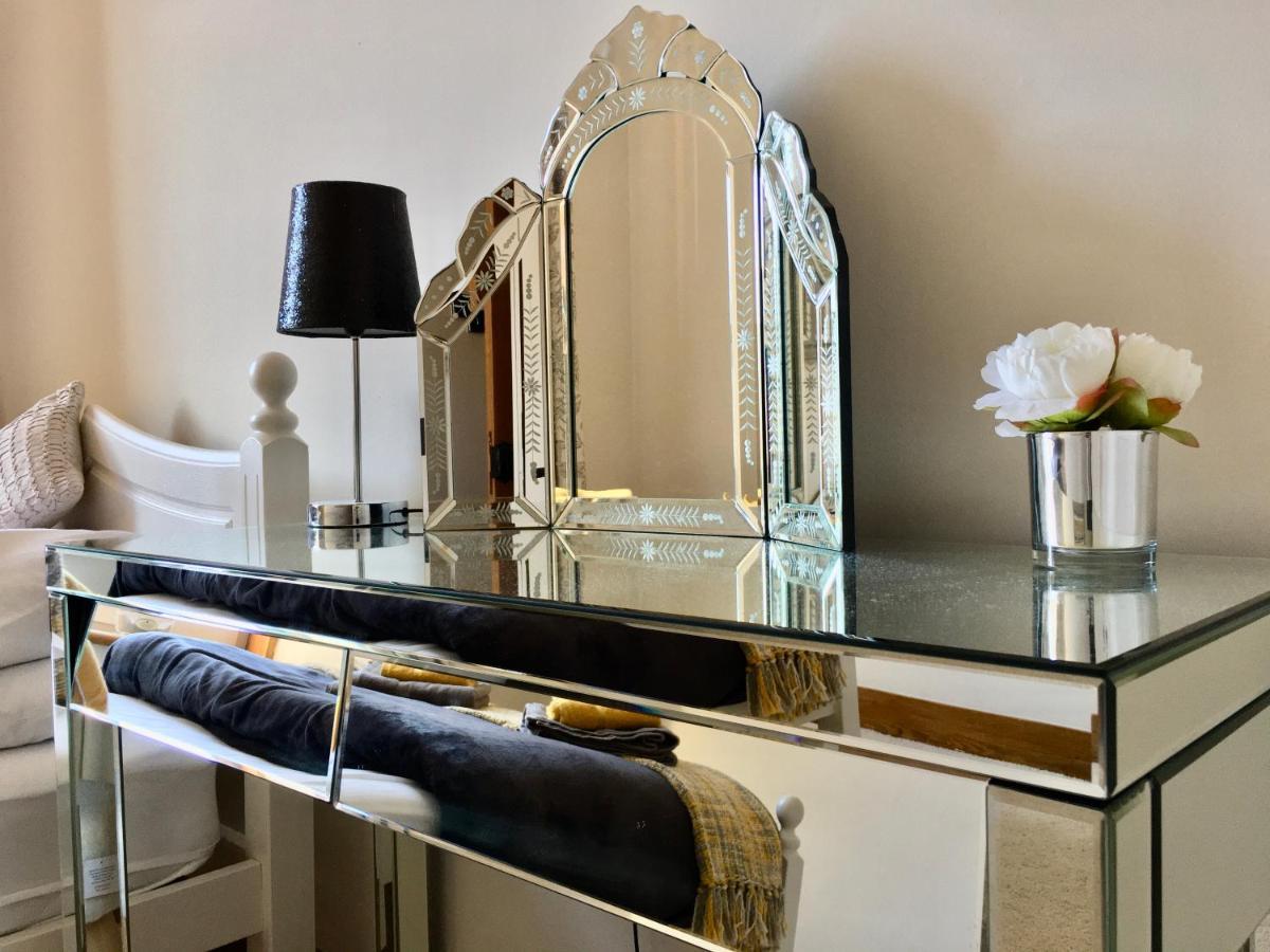 Cosy 2 Bedroom Central Apartment - Free Parking, Free Wifi أبردين المظهر الخارجي الصورة