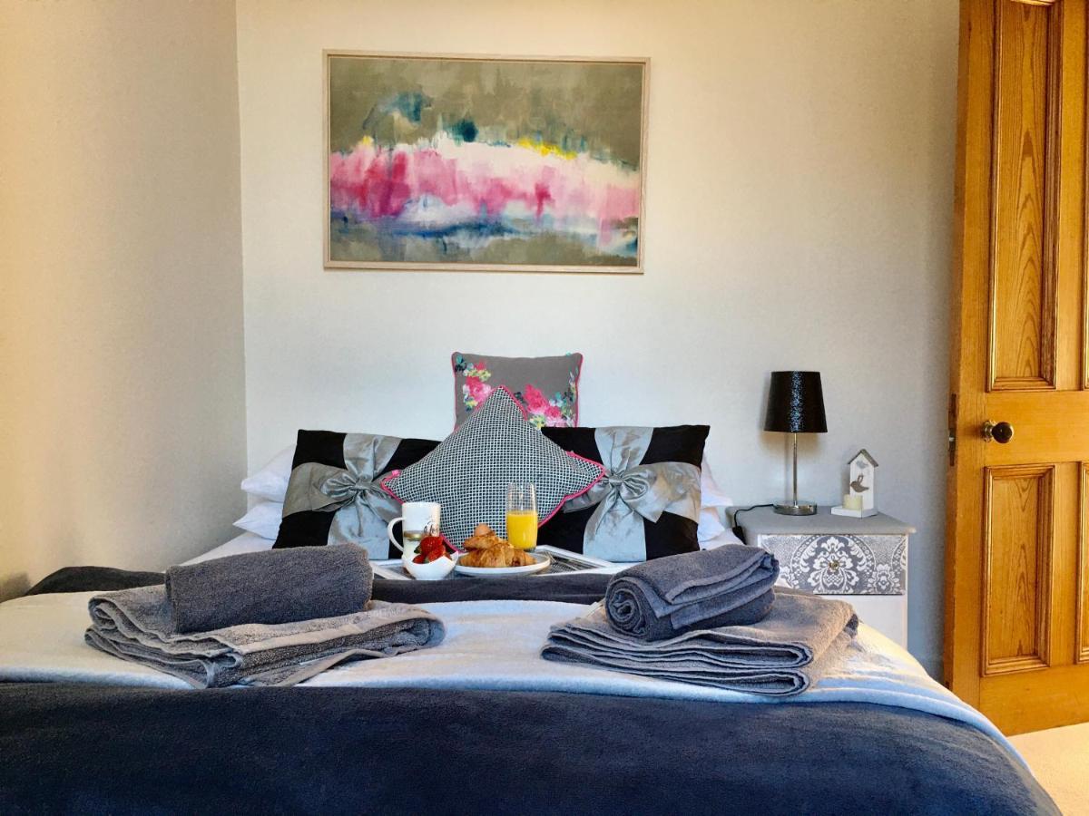 Cosy 2 Bedroom Central Apartment - Free Parking, Free Wifi أبردين المظهر الخارجي الصورة