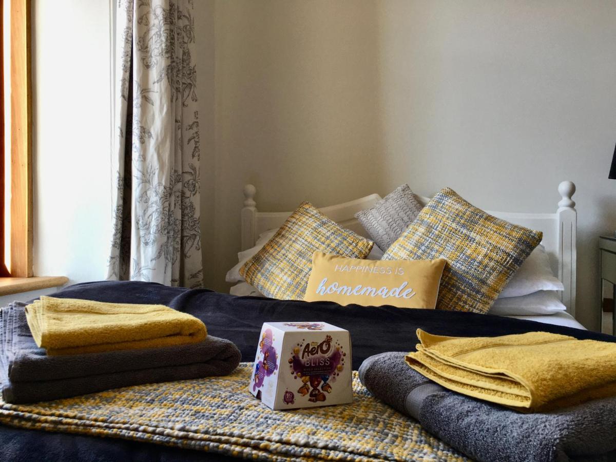 Cosy 2 Bedroom Central Apartment - Free Parking, Free Wifi أبردين المظهر الخارجي الصورة