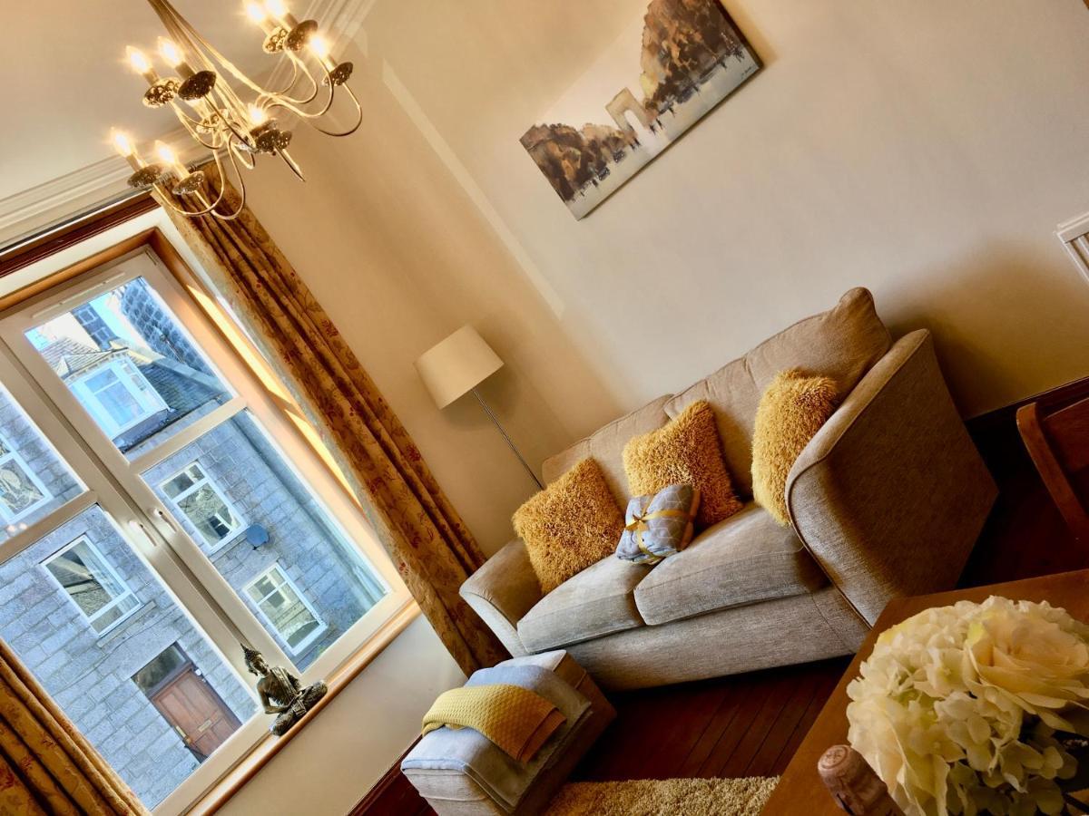 Cosy 2 Bedroom Central Apartment - Free Parking, Free Wifi أبردين المظهر الخارجي الصورة