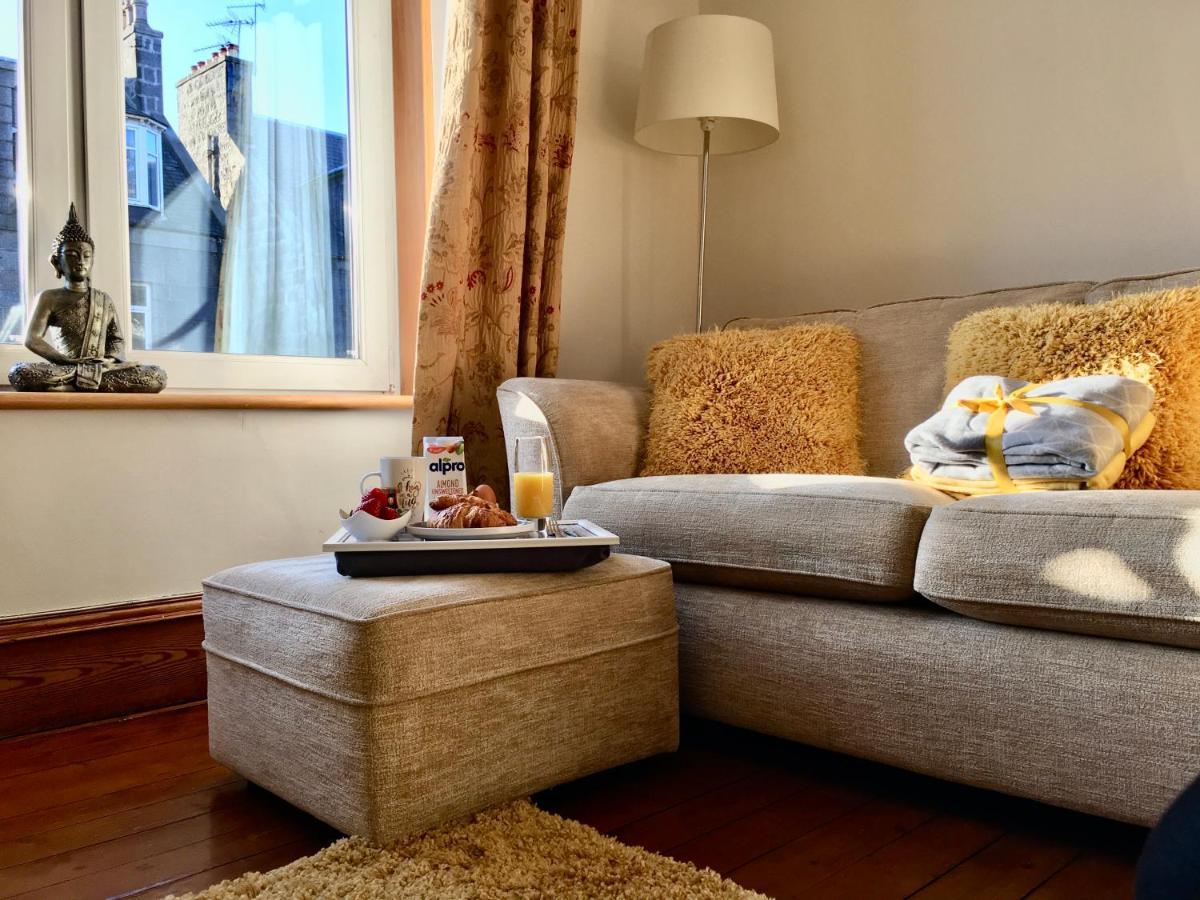 Cosy 2 Bedroom Central Apartment - Free Parking, Free Wifi أبردين المظهر الخارجي الصورة